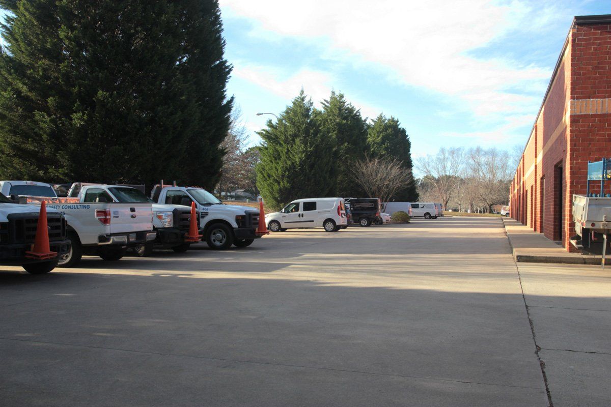 6820 Meadowridge Ct, Alpharetta GA | Schroeder's Enterprises