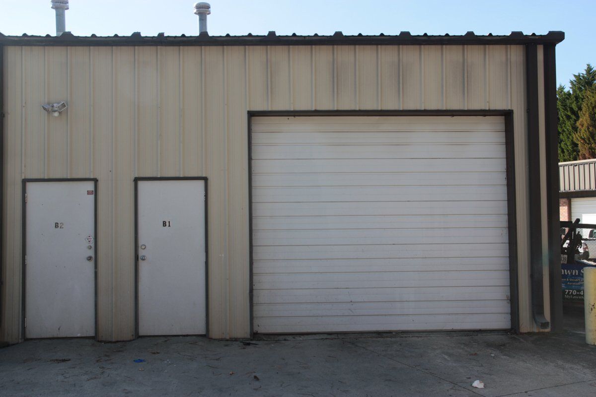 5505 Old Ellis Point, Roswell | Schroeder Enterprises