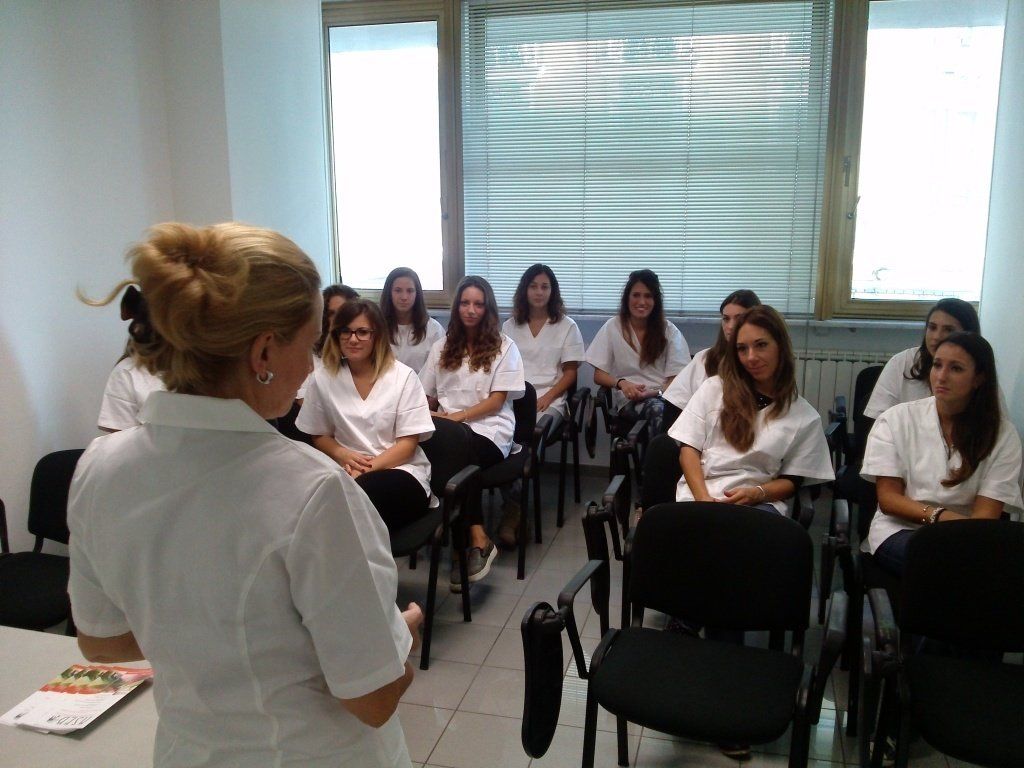 lezione della scuola per professionisti del benessere