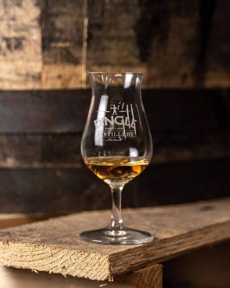 Dingle Whiskey Tasting Mitra