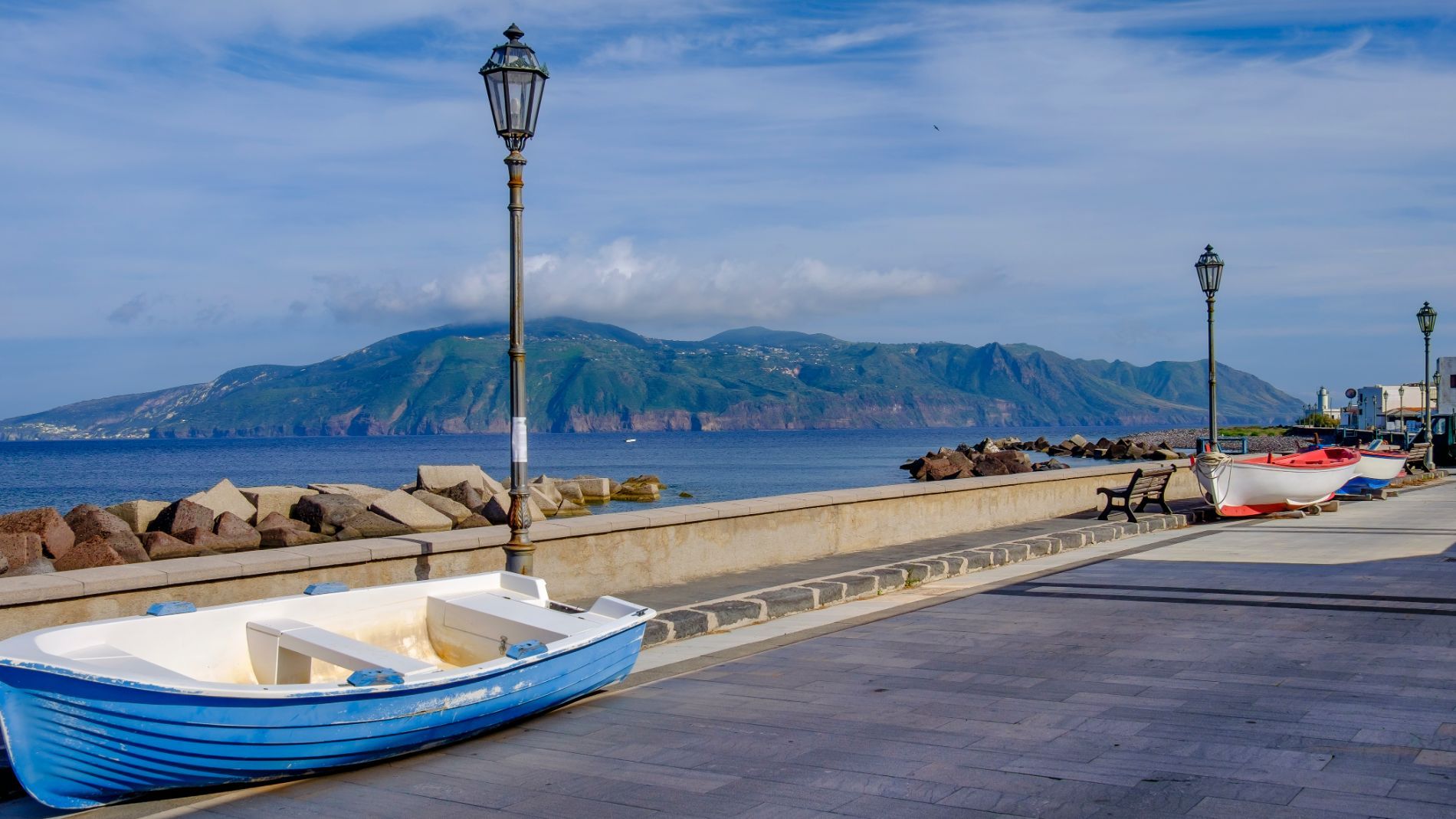 lungomare delle isole Eolie
