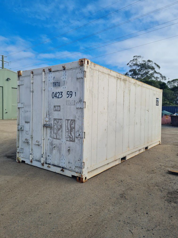 Empty Corrugated Metal — 20ft NOR Shipping Container