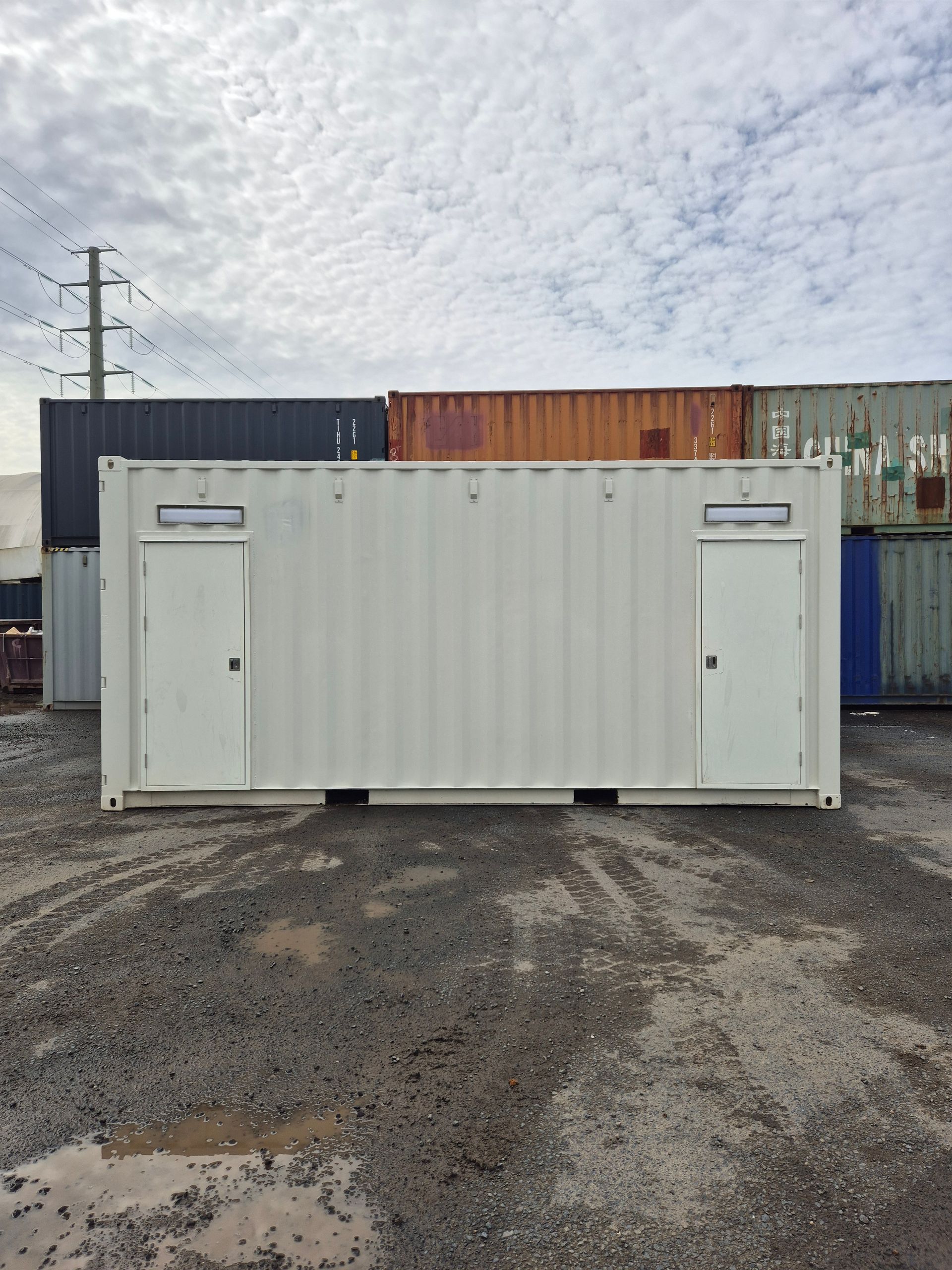 20ft Toilet Block
