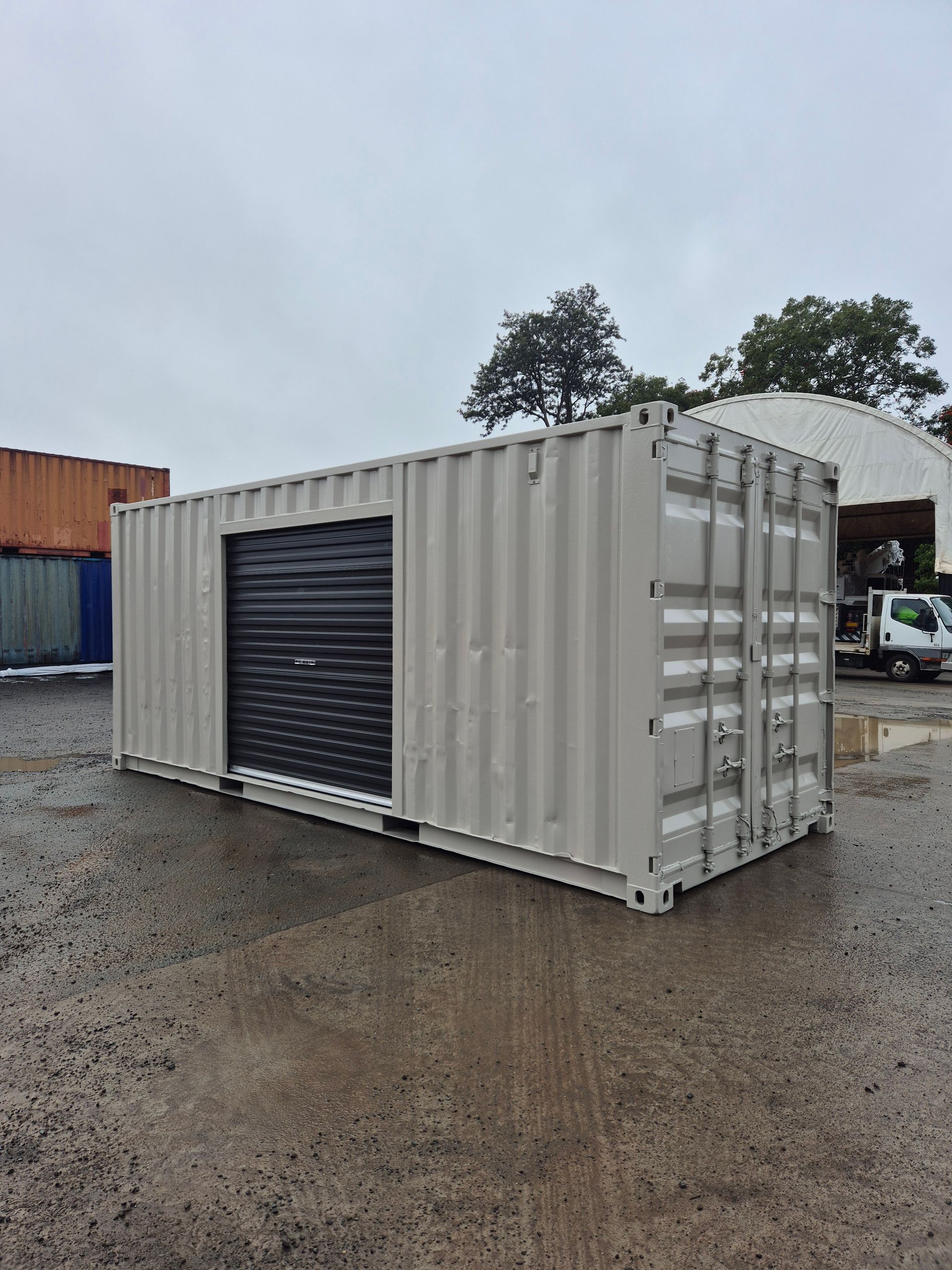 20ft B-Grade with Roller Door