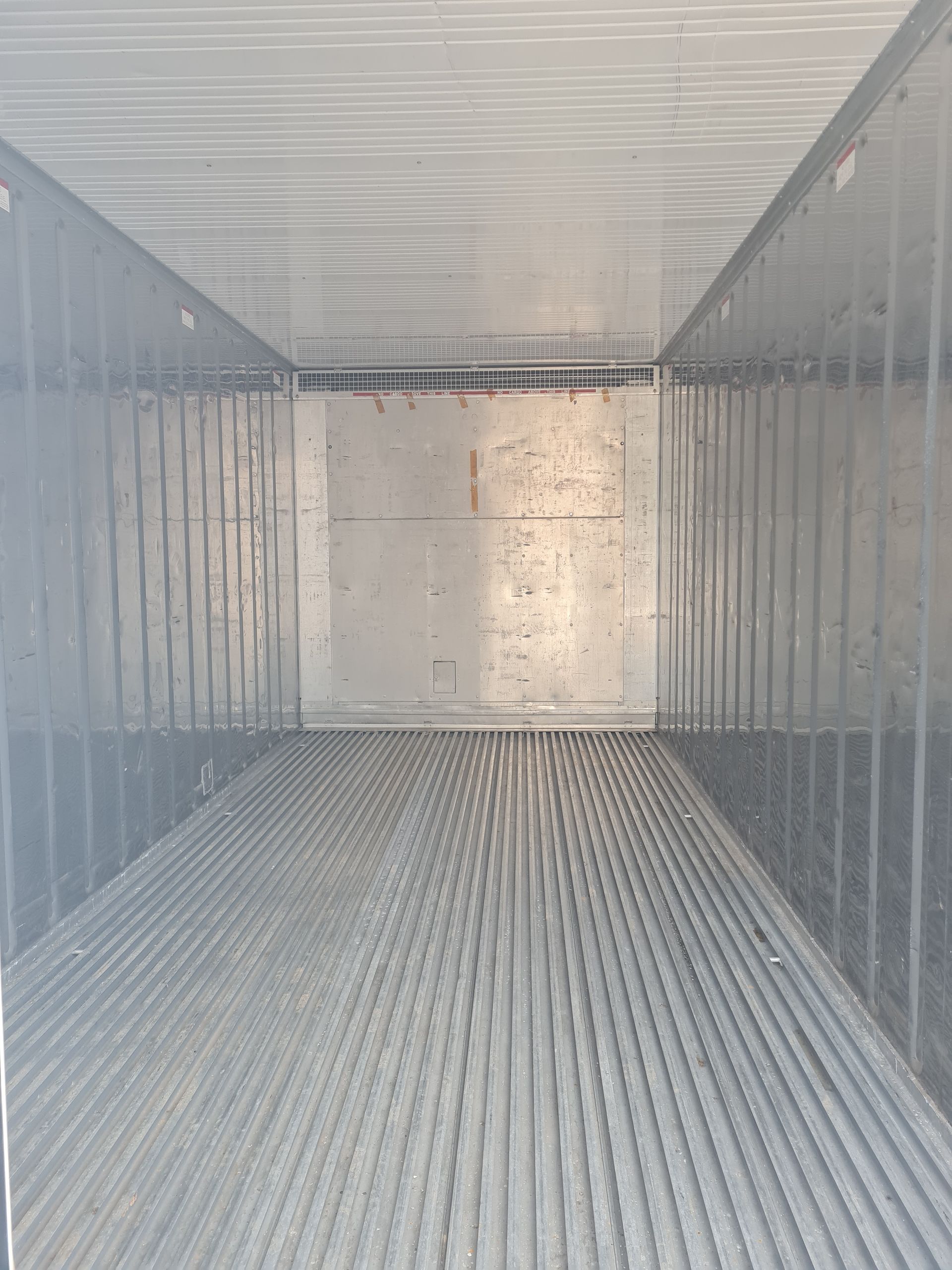 Empty Corrugated Metal — 20ft NOR Shipping Container