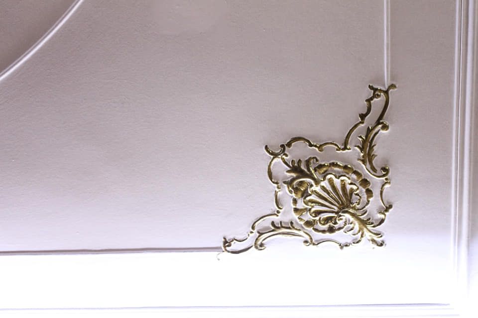 decorazione stucco soffitto