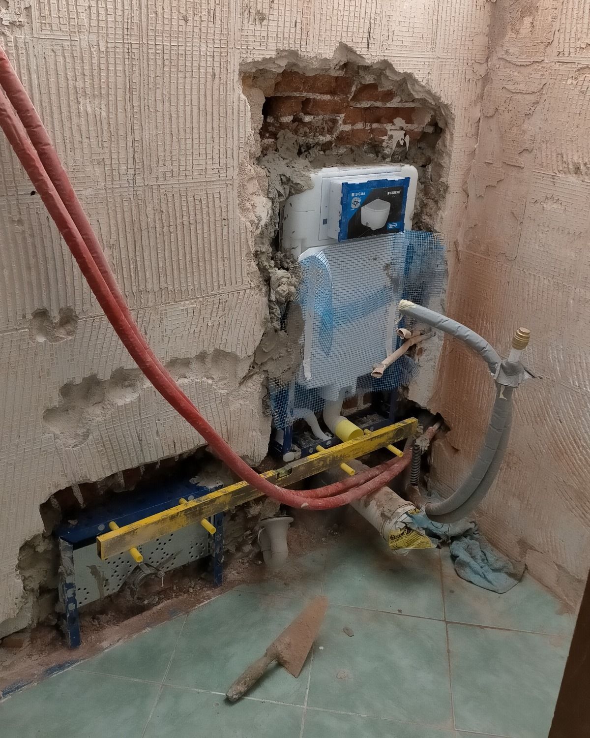 IMPIANTI ELETTRICI E IDRAULICI
