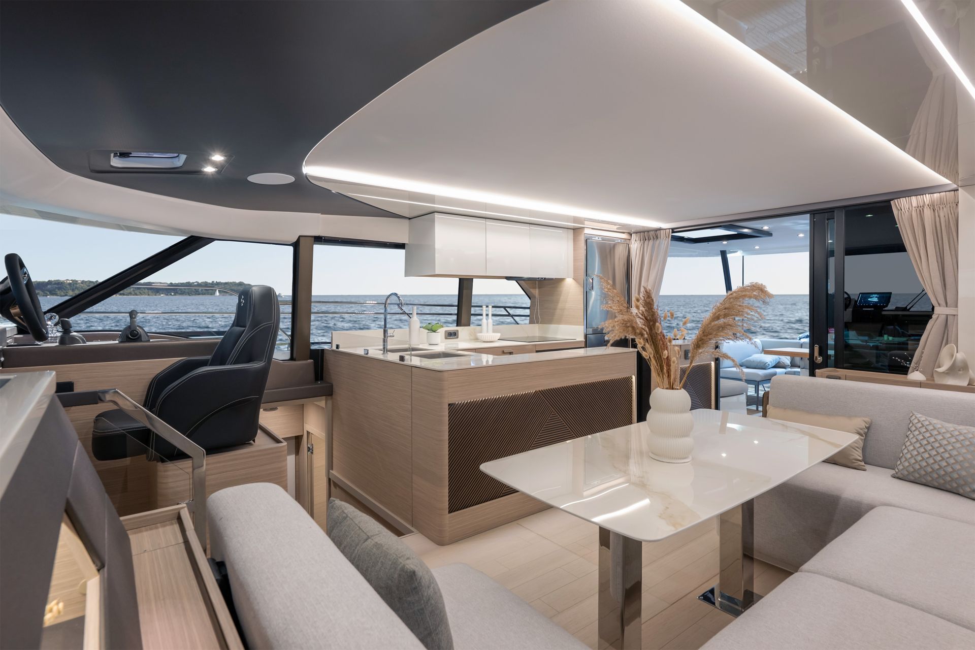 Business on a Boat - with Chris Paddey. Strategy. Creativity. Impact.