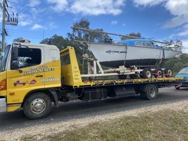 Boat on Tow Truck - Agnes Water - The 1770 Towing Service