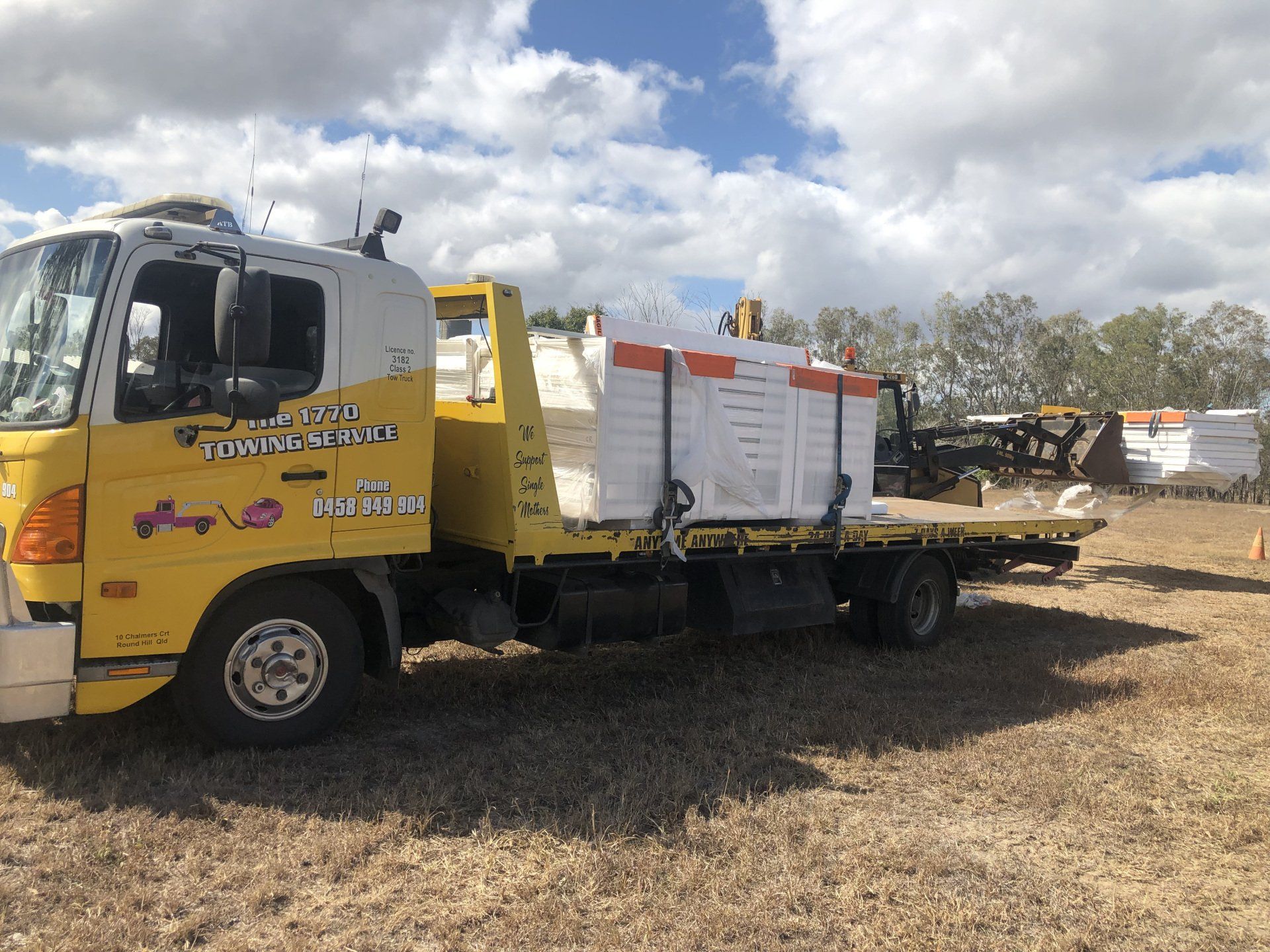 Material Transport - Agnes Water - The 1770 Towing Service