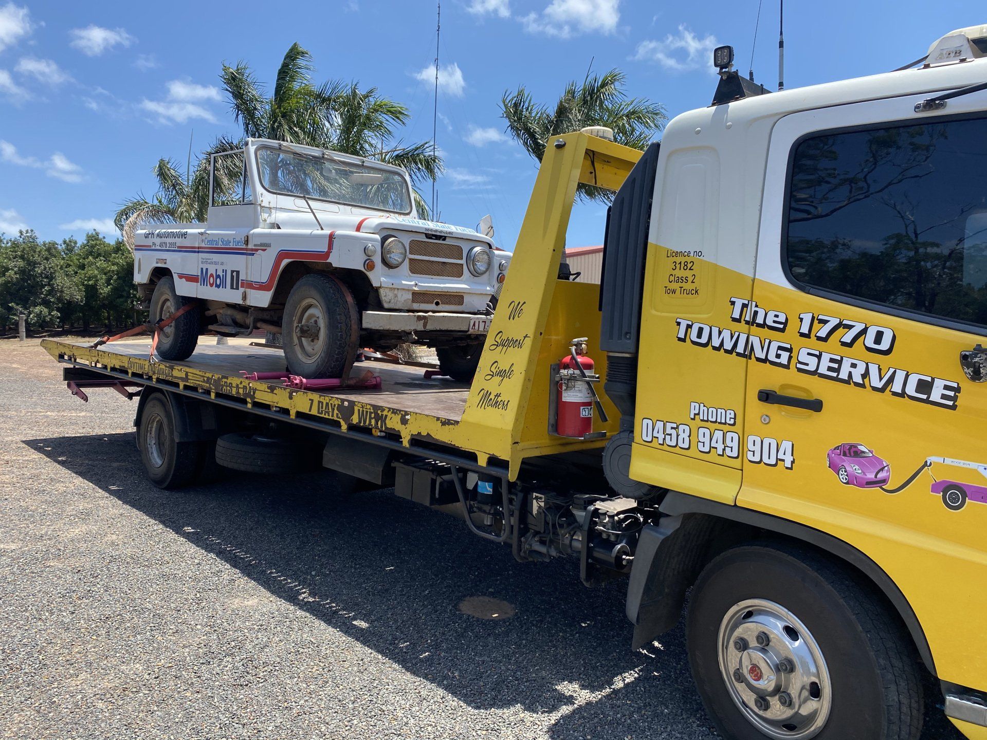 Towing a Jeep - Agnes Water - The 1770 Towing Service