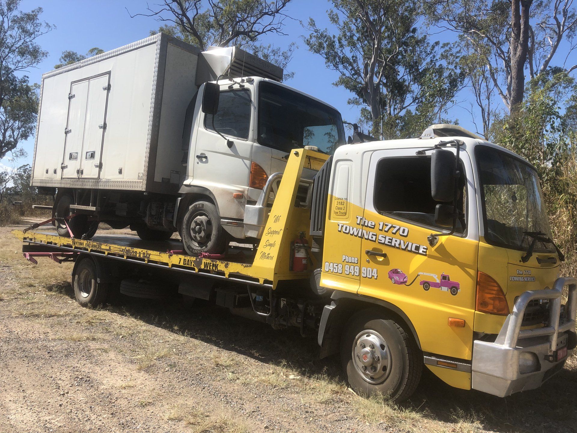 White Truck Towing - Agnes Water - The 1770 Towing Service