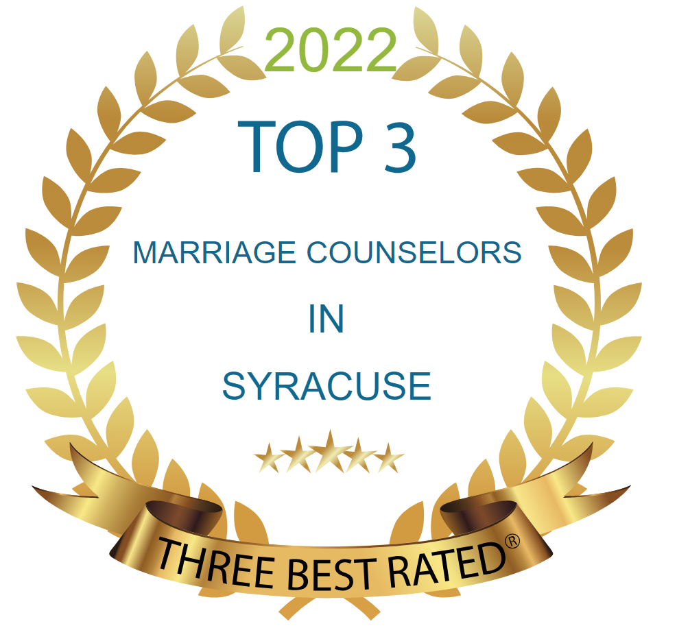 A gold laurel wreath with the words `` top 3 marriage counselors in syracuse '' written on it.