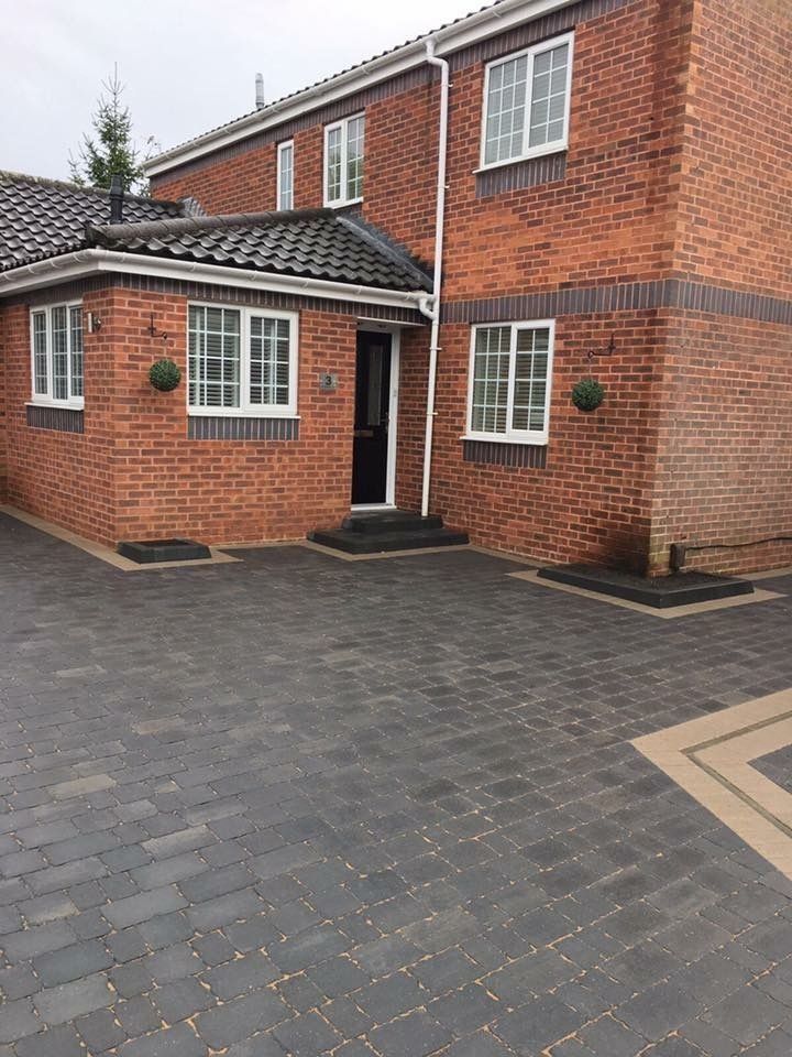 Wolverhampton block paving driveway contractors County Groundforce Limited