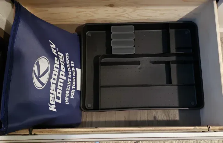 a blue bag with the word keystone on it