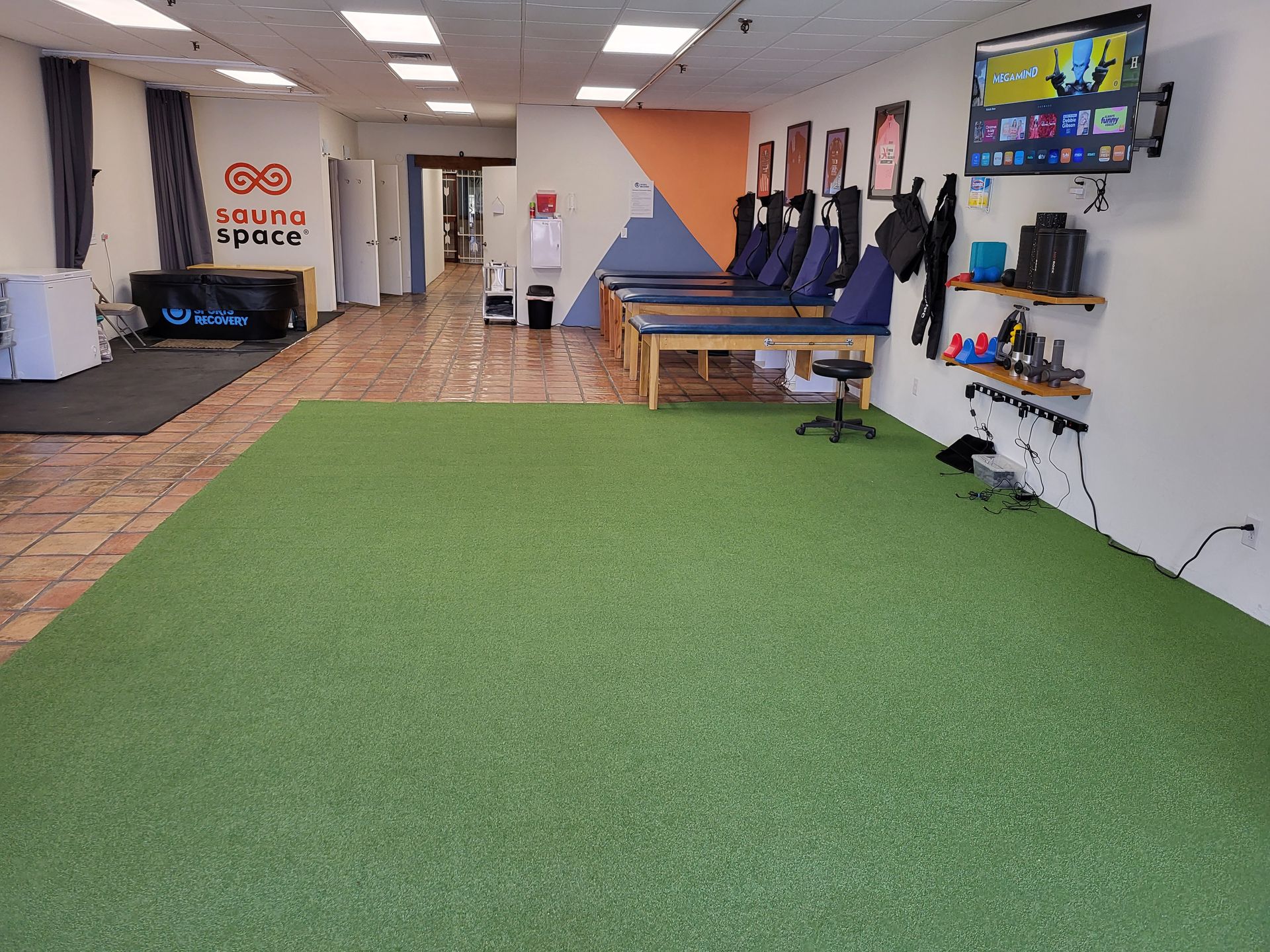 Inside of Tucson Sports Recovery