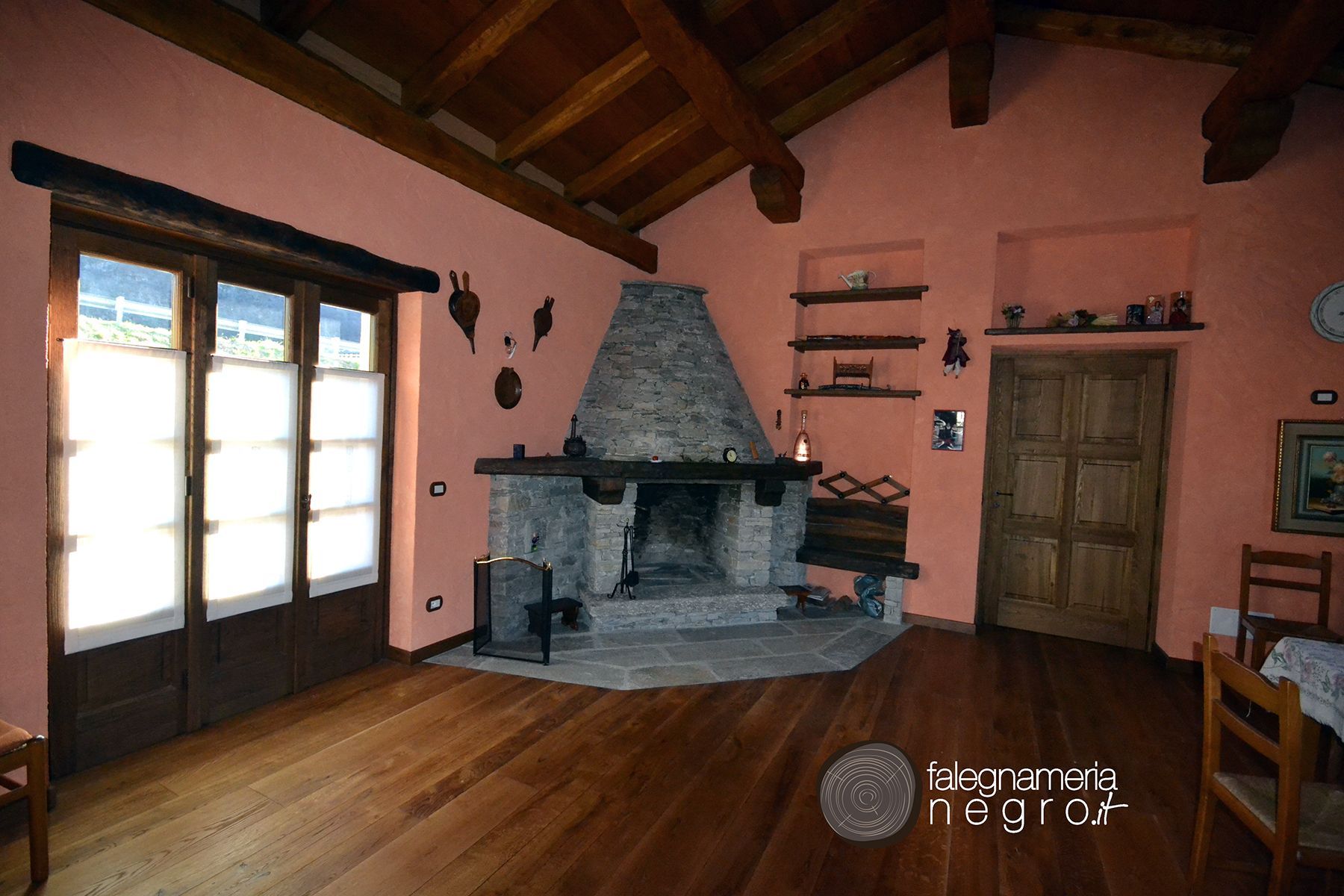 serramenti in legno Negro, Biella