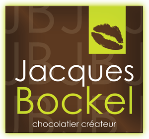 Logo du créateur du chocolatier jacques bockel sur fond marron