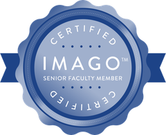 A blue badge that says ' certified imago senior faculty member ' on it