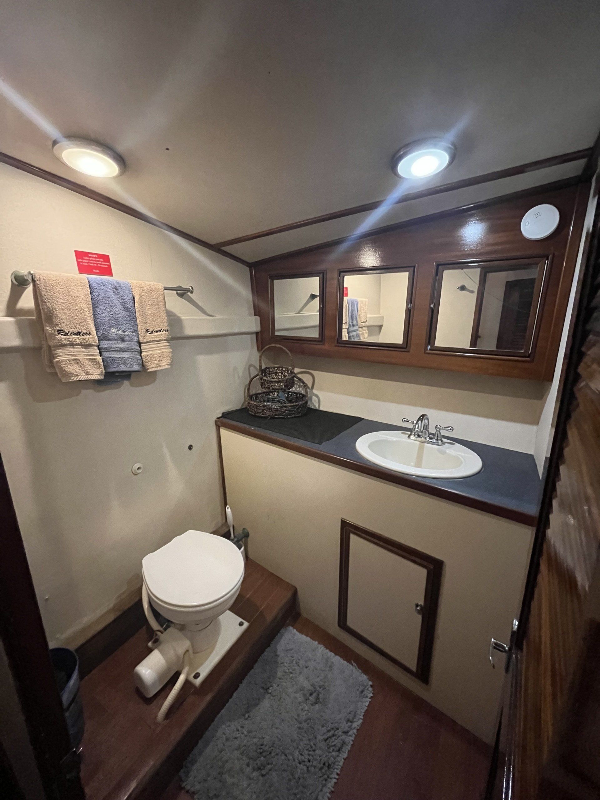 Fishing Destin, FL | Destin Harbor | Charter Boat Relentless | www.charterboatrelentless.com | A Luxury Charter Boat at Everyday Rates | 65' x 20' | 