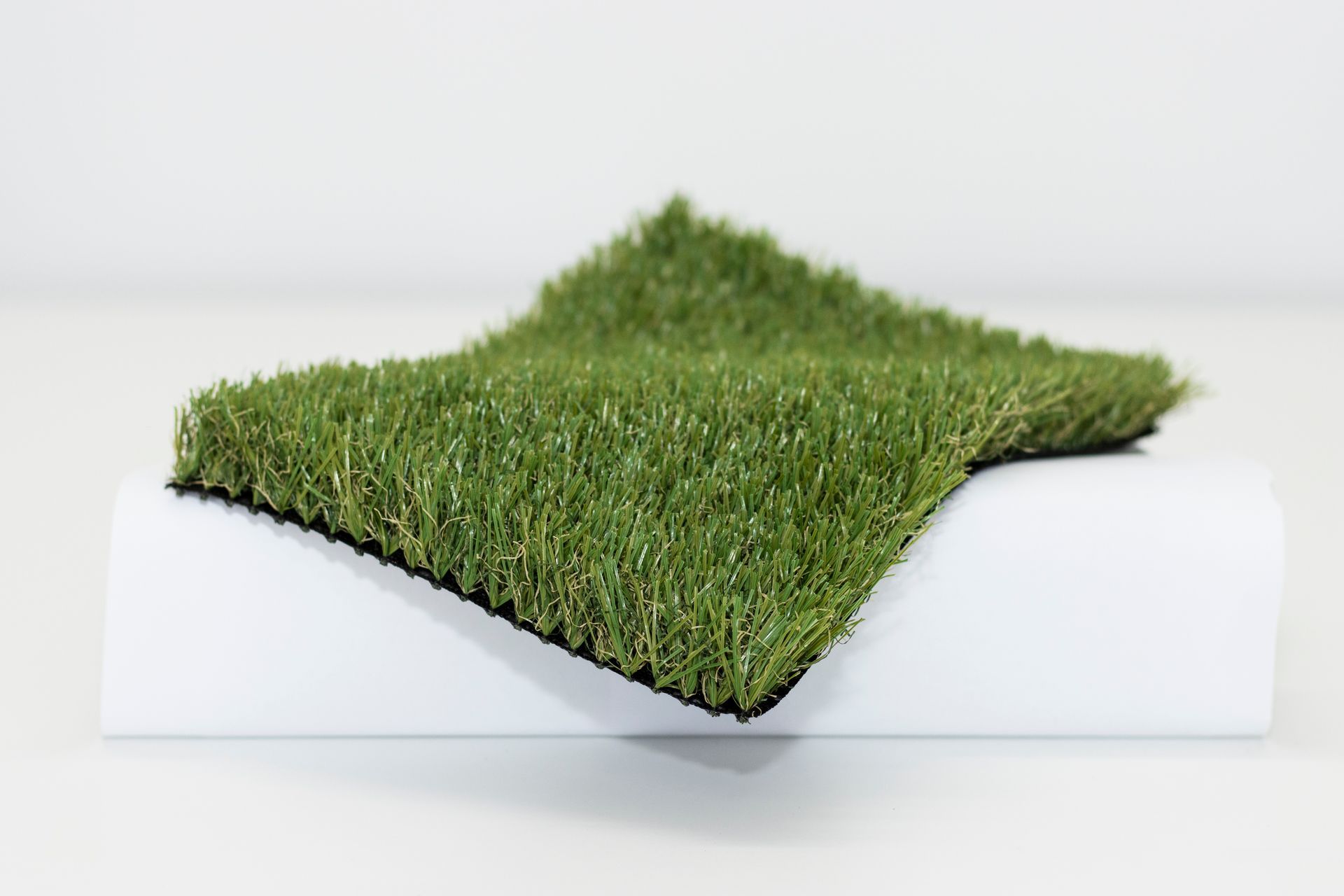 fake grass cut to length