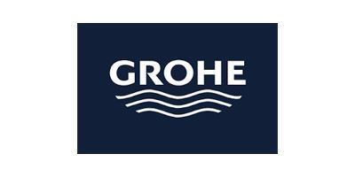 Das Grohe-Logo befindet sich auf einem blauen Hintergrund mit Wellen.