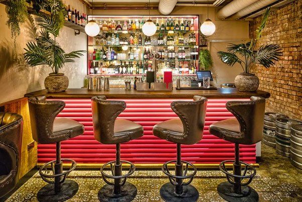 31 Below basement private bar 1