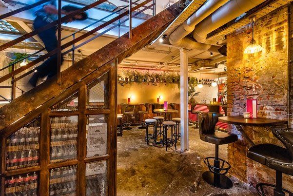 31 Below basement private bar 2