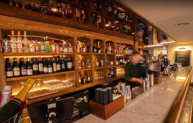 The Beau Brummell bar 3