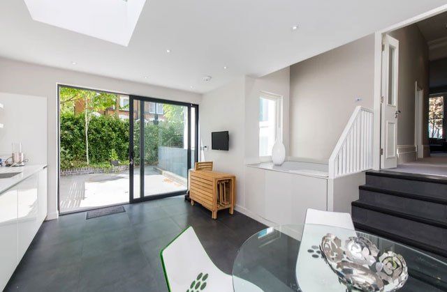 Rear Extension Kitchen Bathroom 4