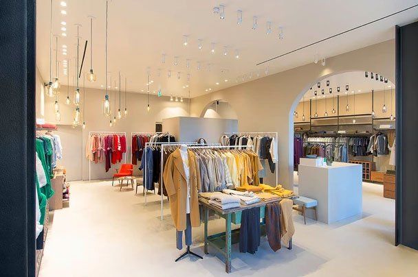 American Vintage refurbishment fitting room 3