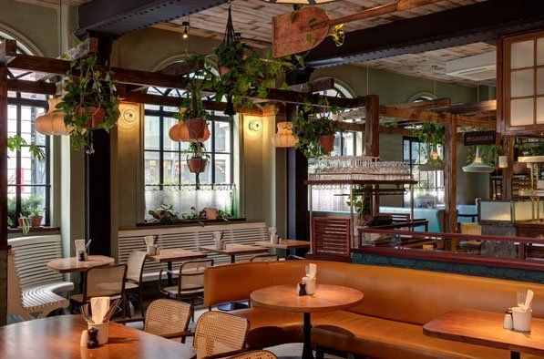 Blixen bar dining area 1