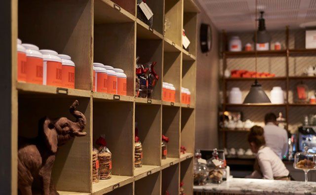 R Chocolate refurbishment display 2