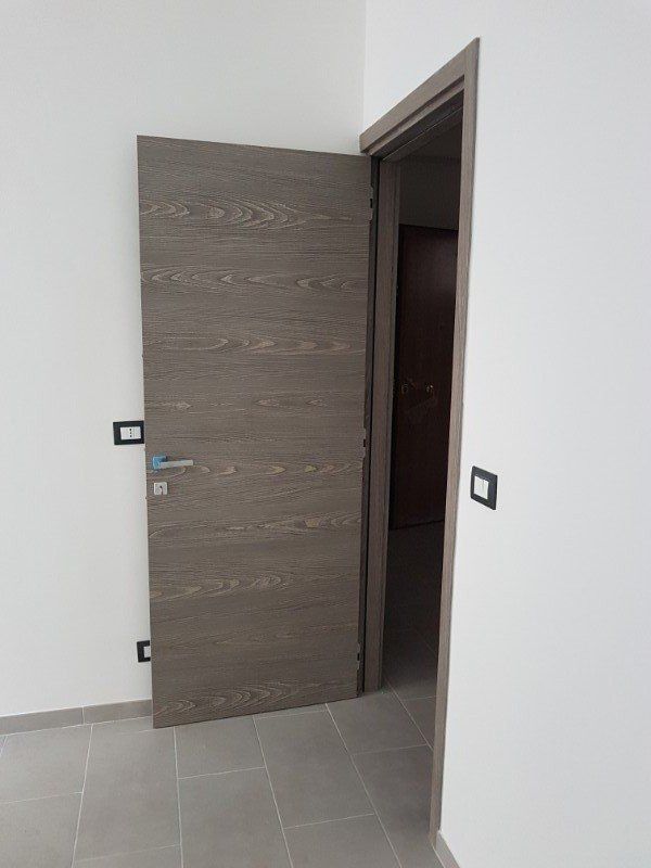 Porta di design per interni