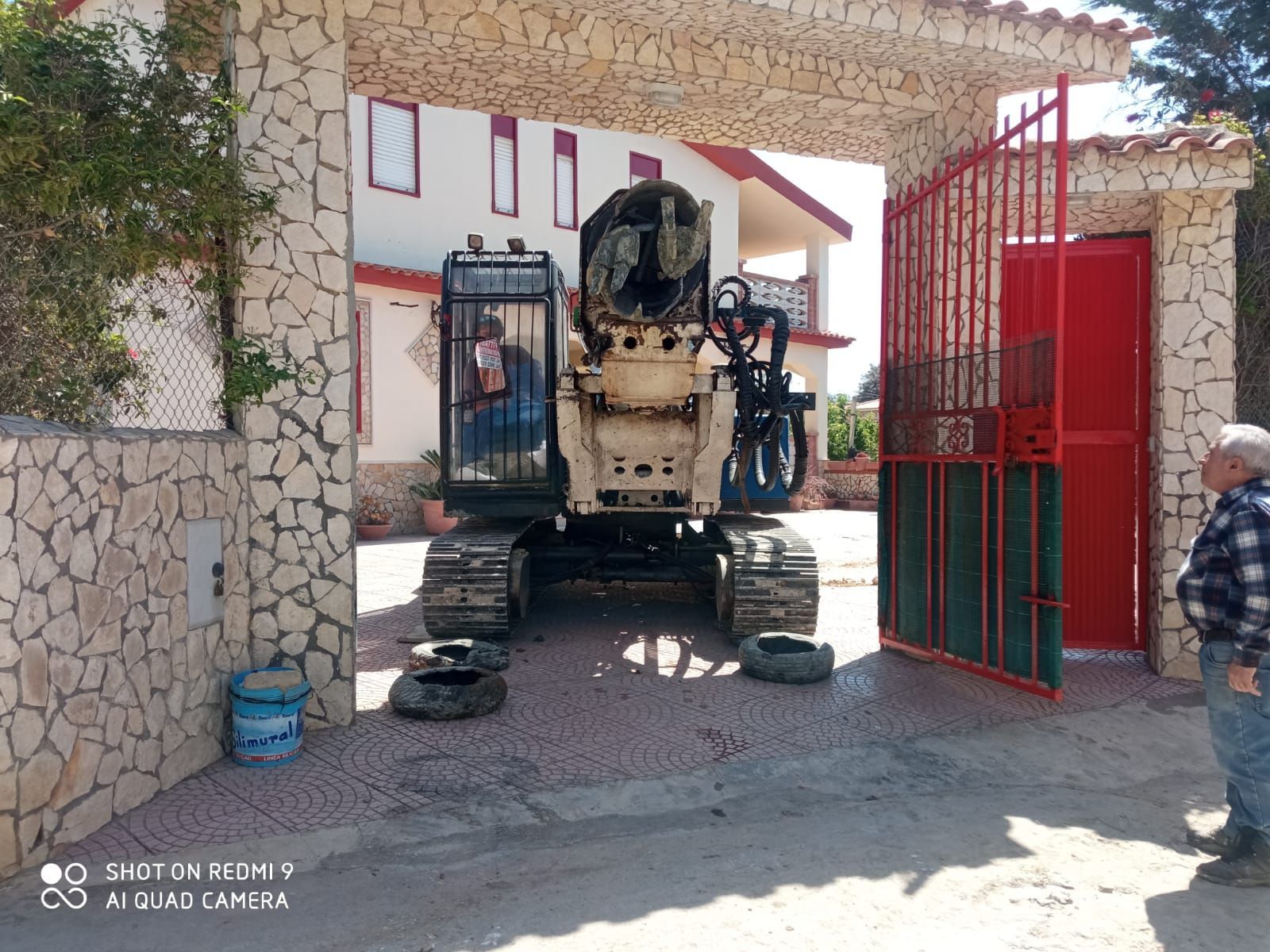 macchinario per perforazioni