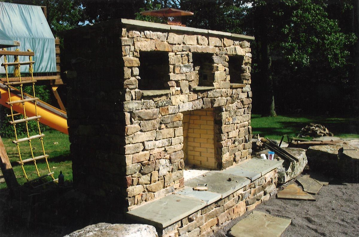 Custom chimney rebuild in St. Louis, MO