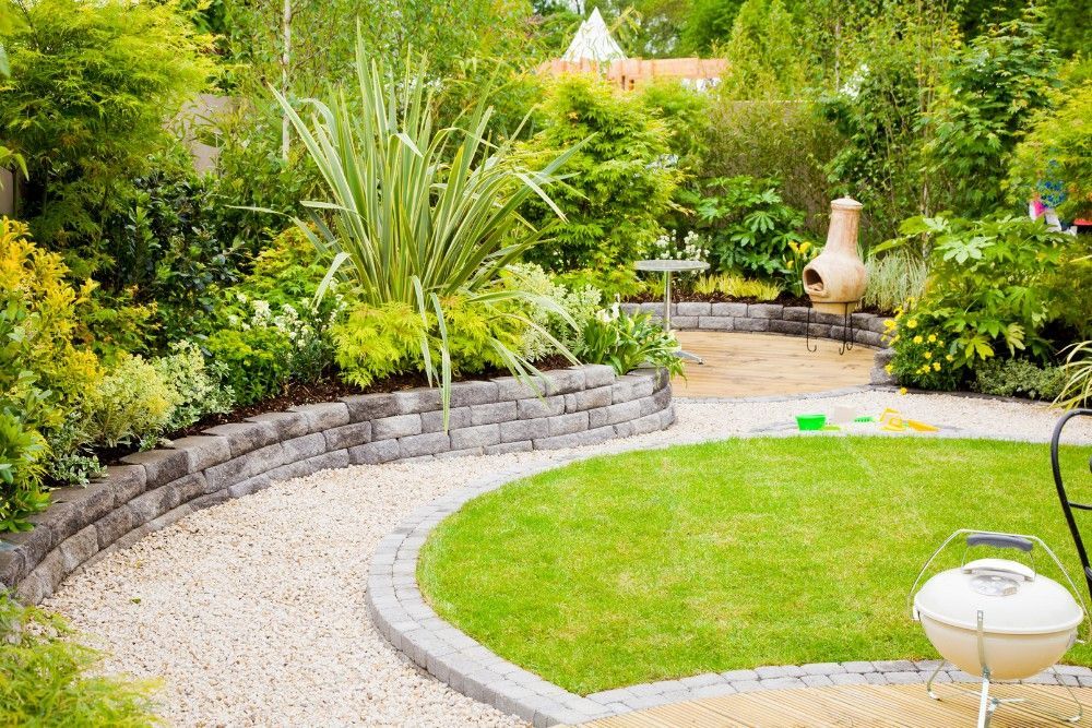 Hardscaping with retaining walls in St. Louis, MO