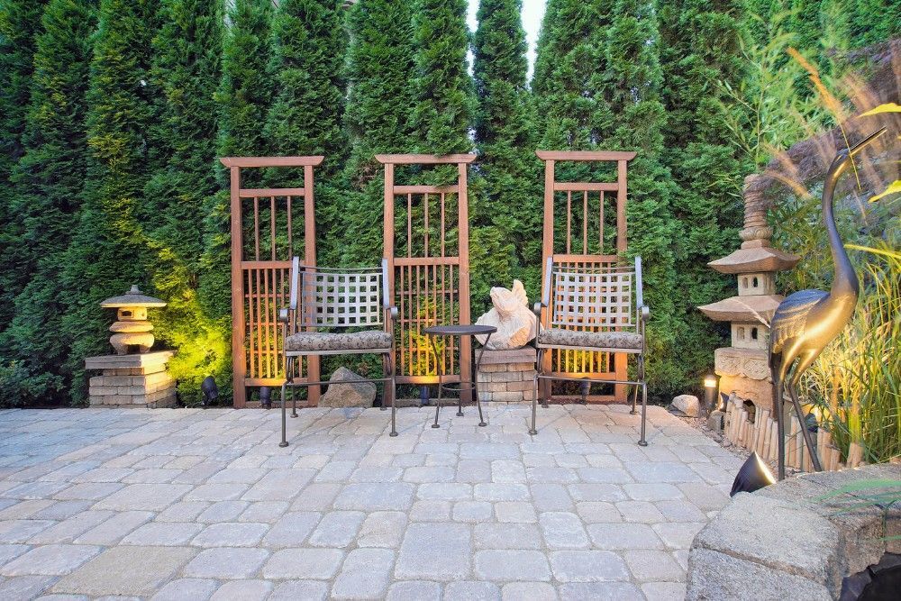 Paver patio with chairs in St. Louis, MO