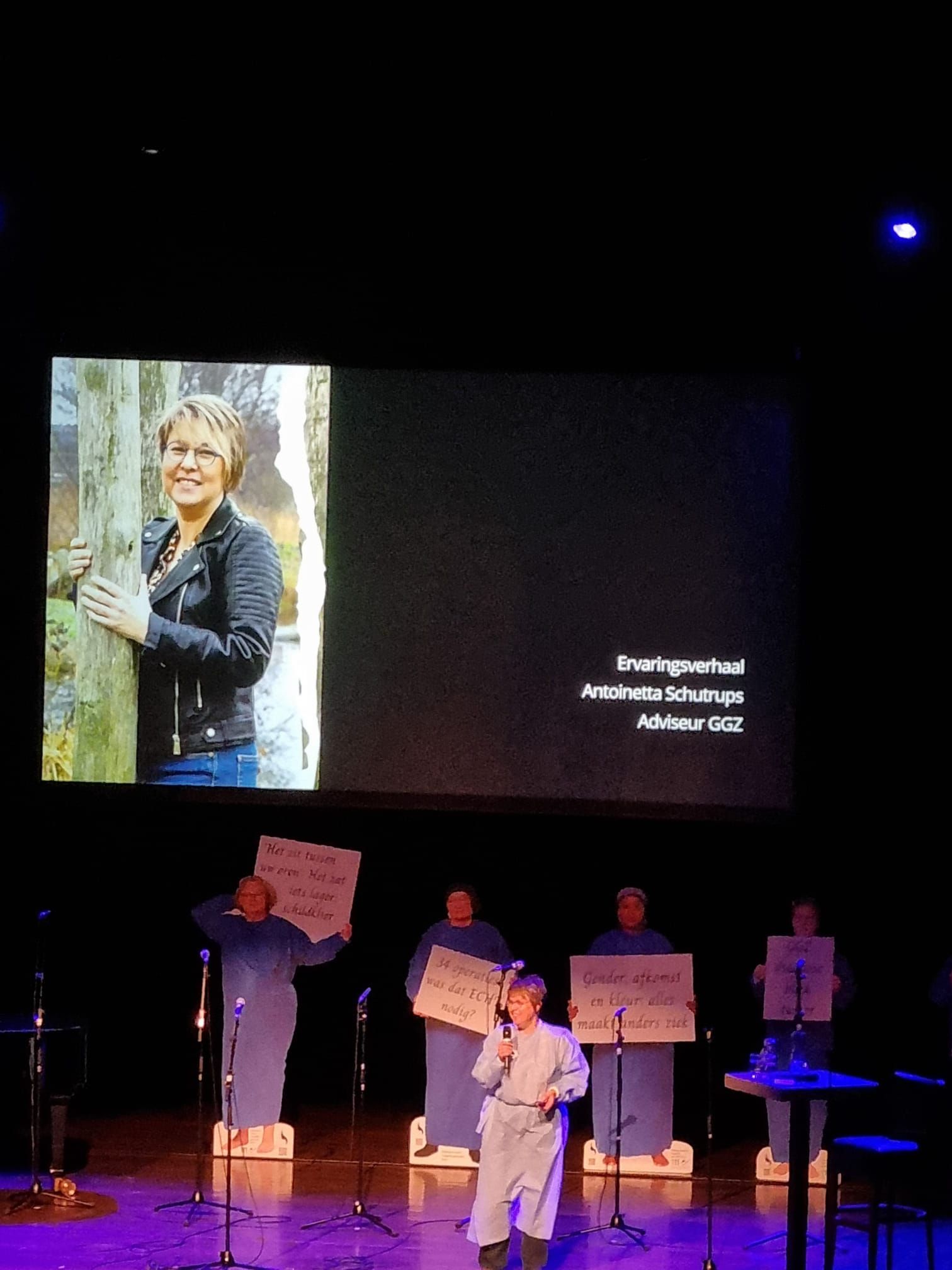 petitie overhandiging 2de kamer: Voor meer vrouwengezondheid