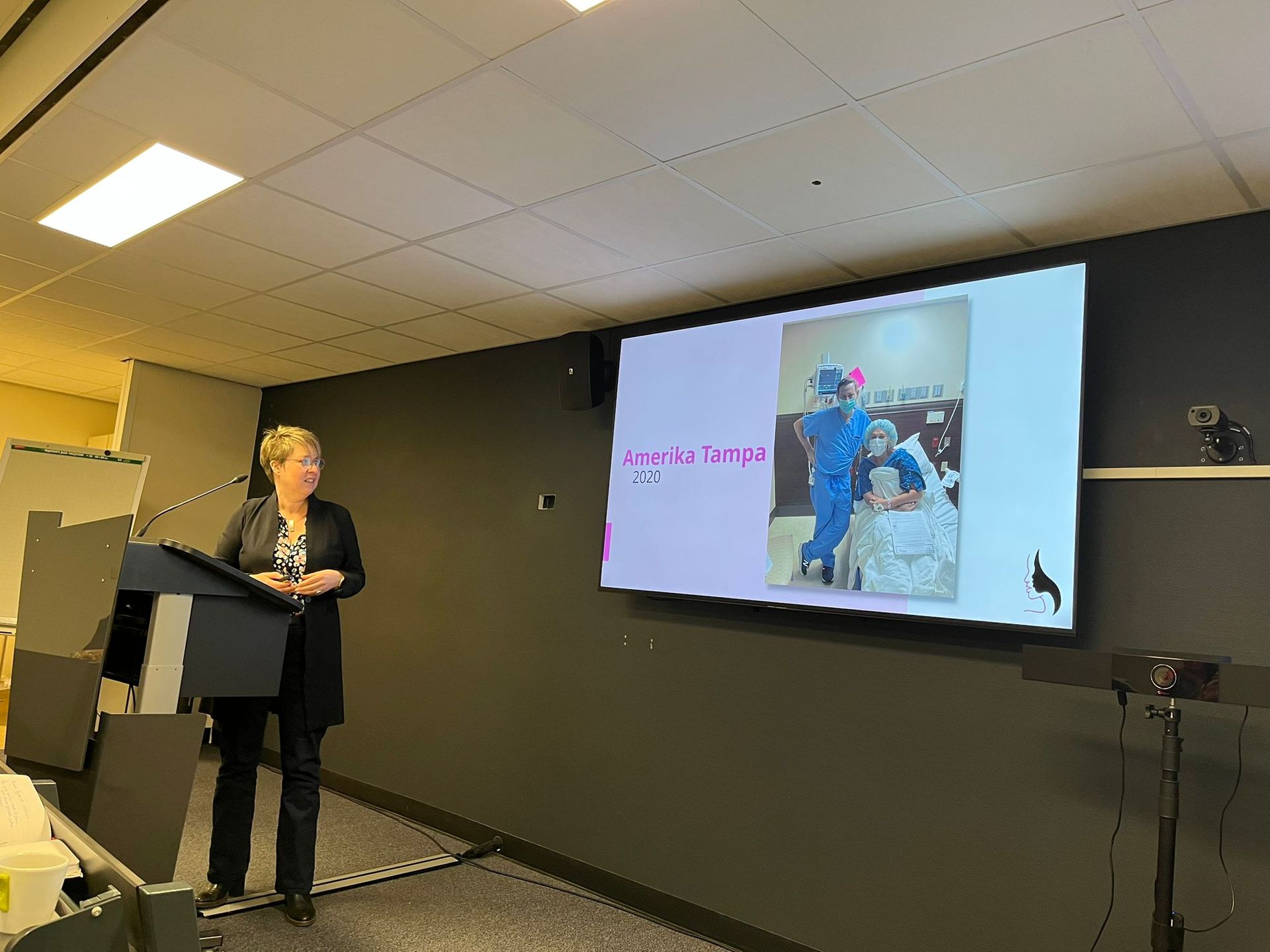 Eén van de sprekers bij het Universitair Medisch Centrum Groningen. Beste zorg voor vrouwen vraagt om meer kennis van vrouwenlichaam