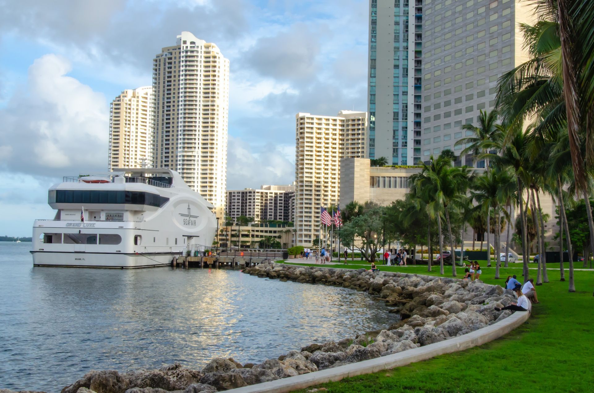 Bayside Marketplace