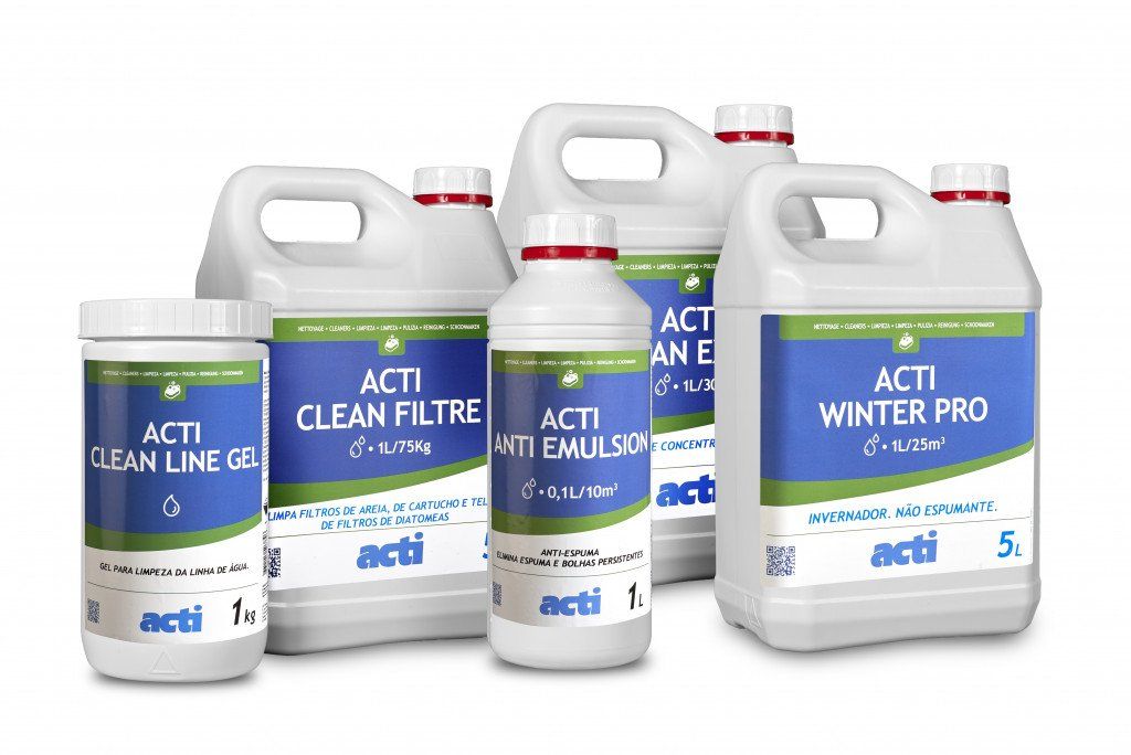 Liquido svernante per piscine