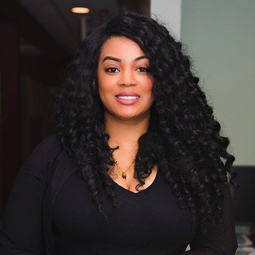 Ashaunte office manager