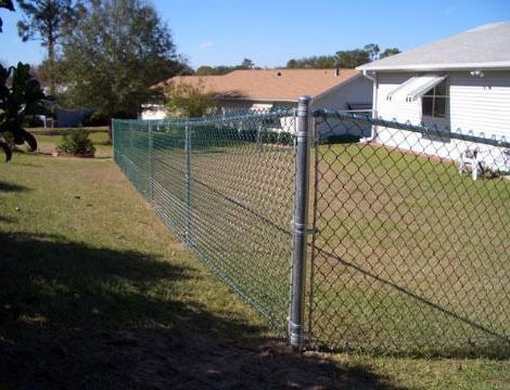 Green vinyl 4 foot residential with galvanized_framework