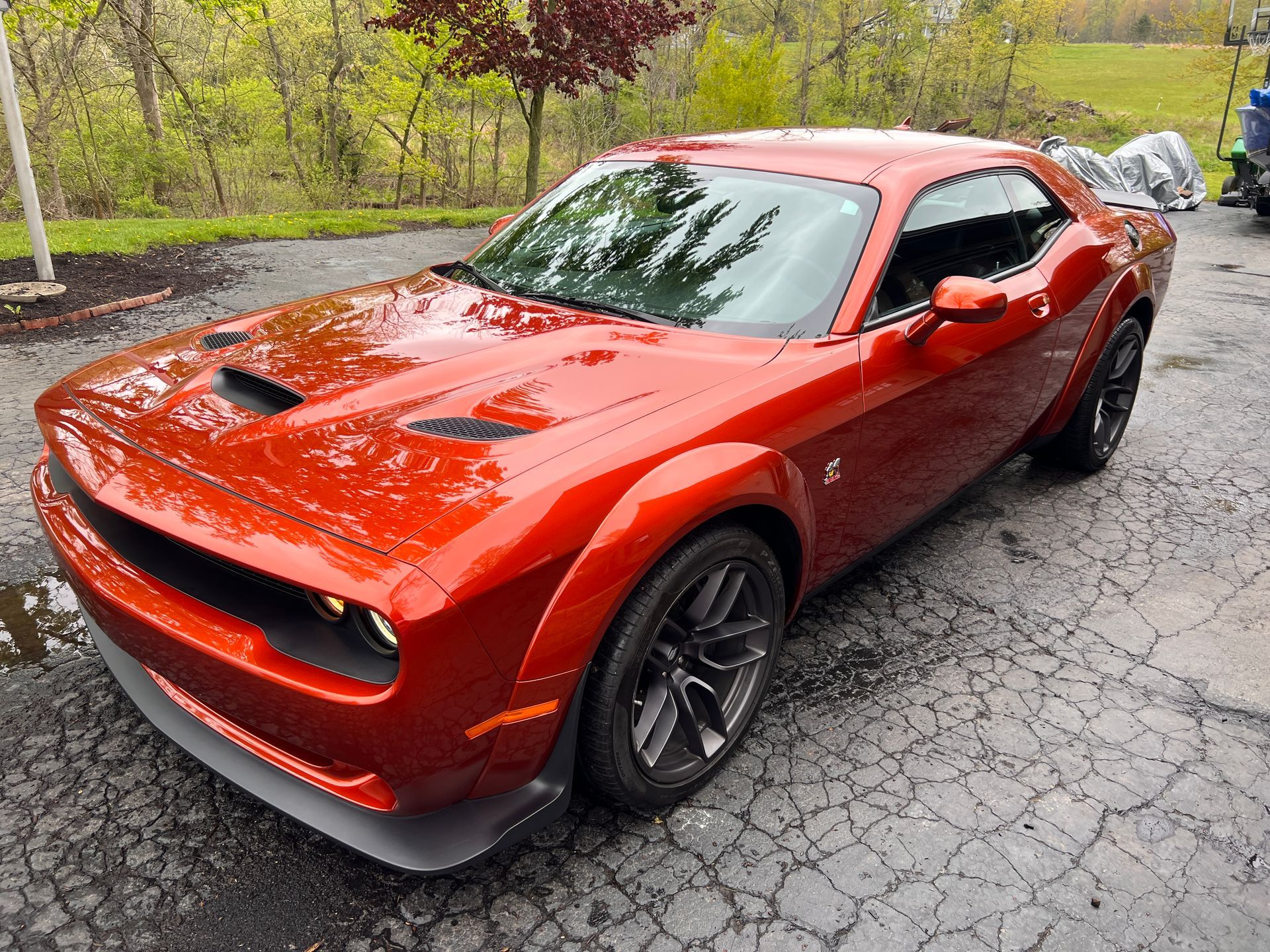 Exterior cleaning for new cars
