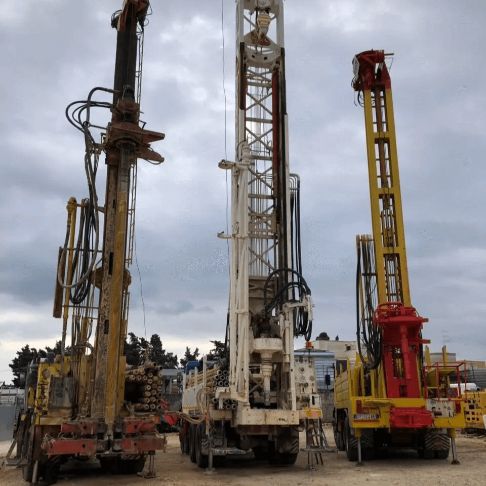 perforazione terreno eseguita dall'impresa