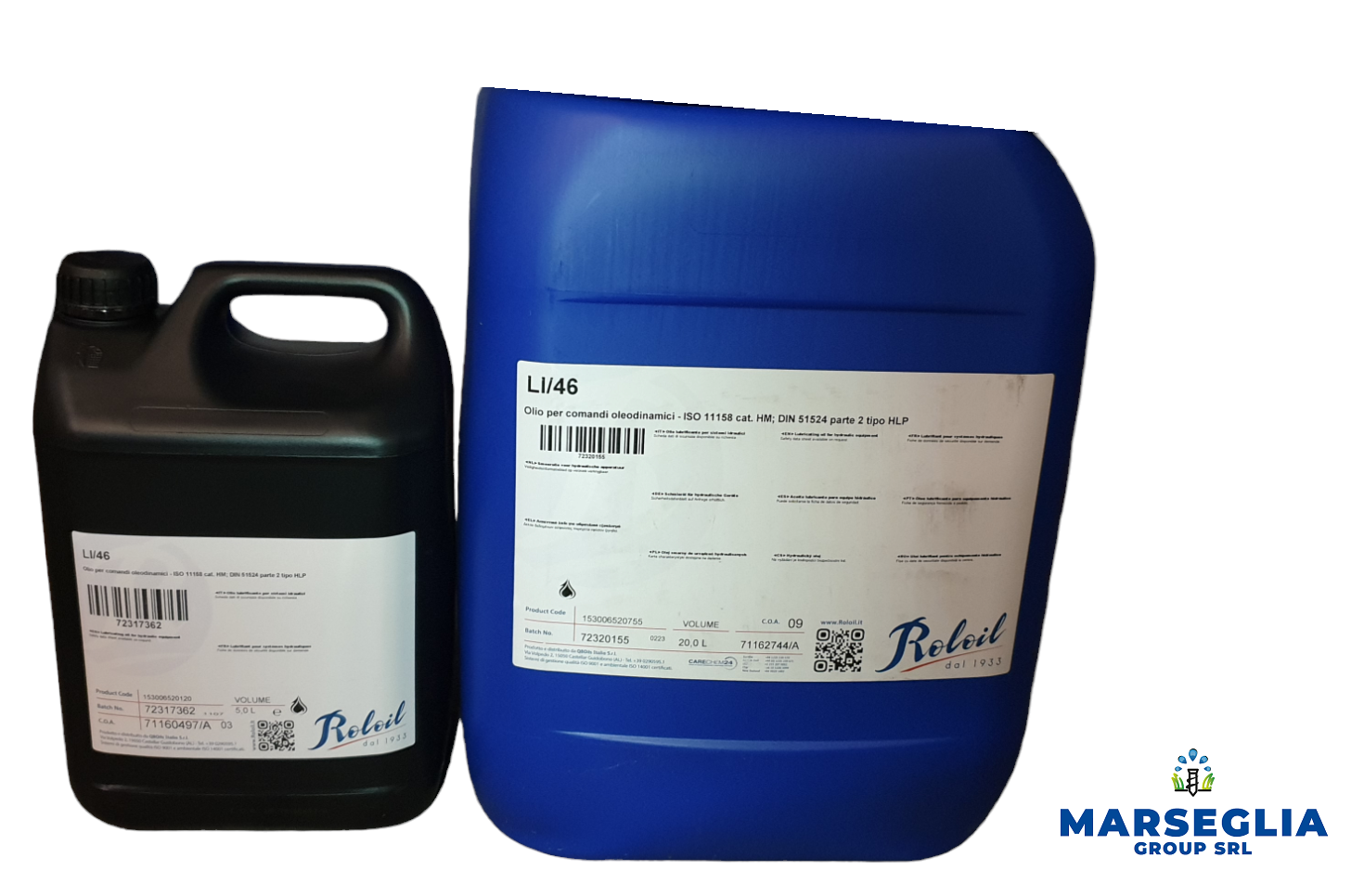 Due contenitori di plastica blu e neri con etichette, probabilmente per sostanze chimiche, uno accanto all'altro.