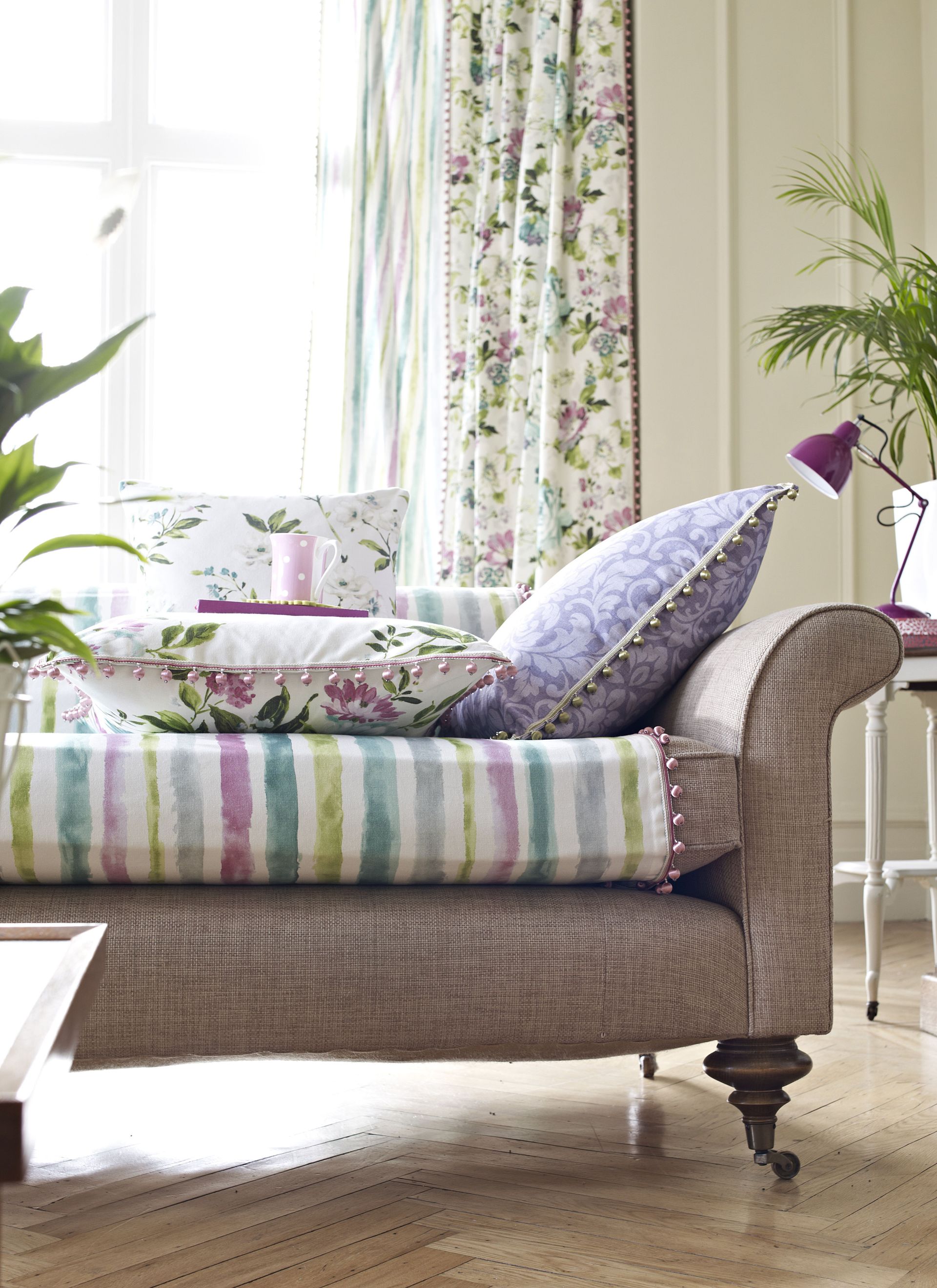 Stunning made-to-measure curtains and cushions