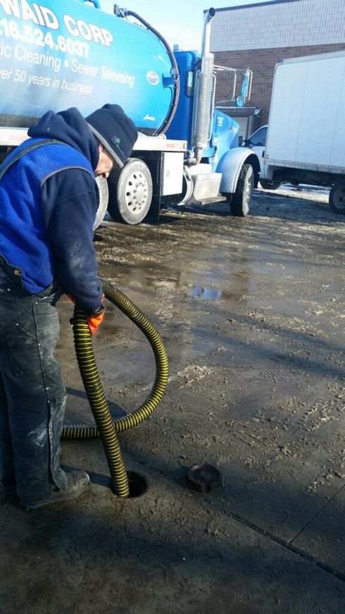 drain cleaning — sewer maintenance device in Cleveland, OH