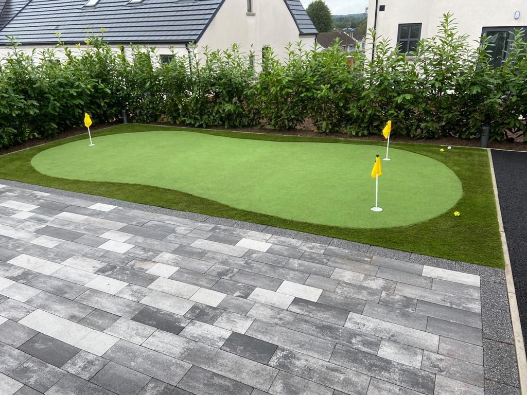 Artificial Grass putting green 9